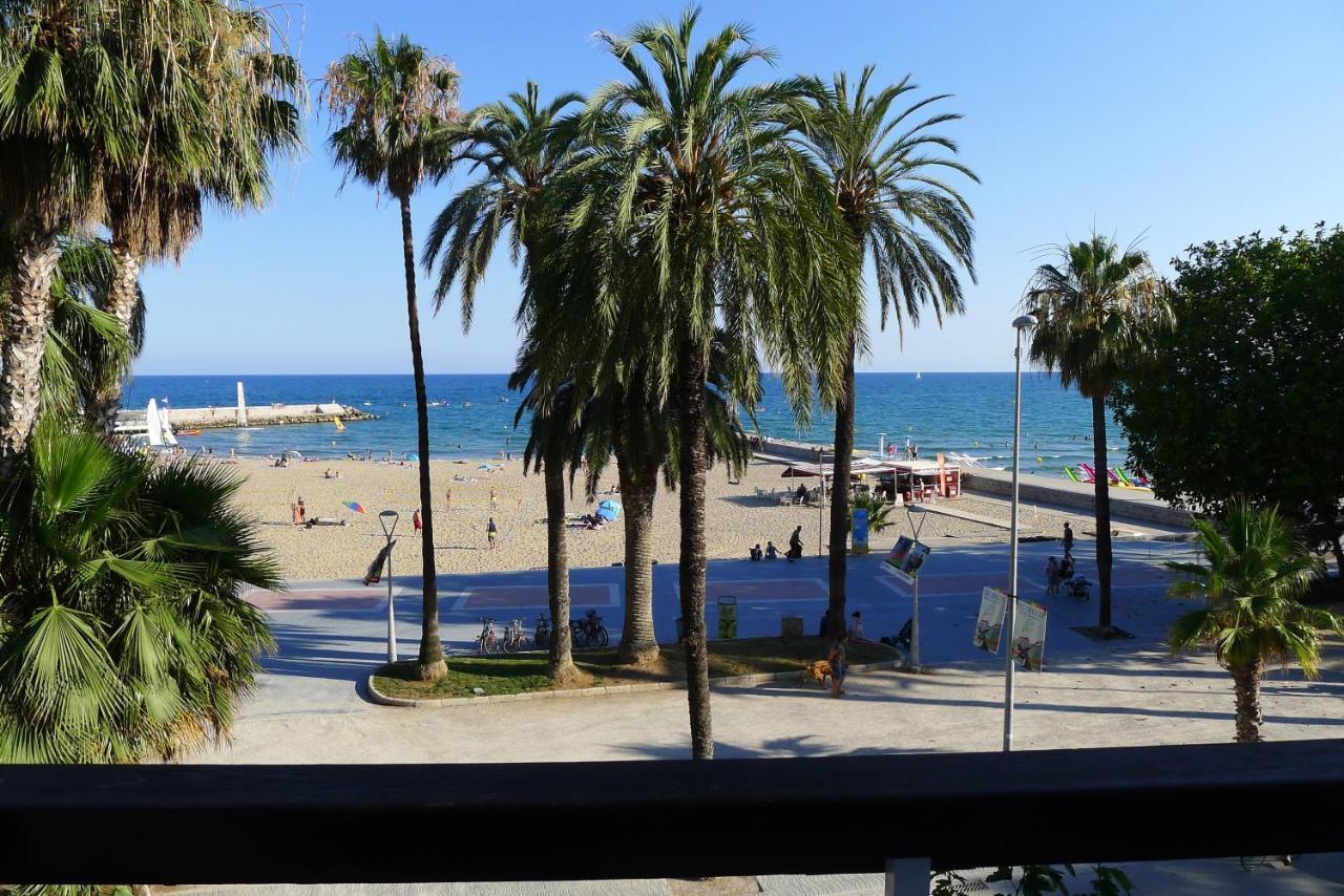Fragata Beach Seaview Sitges Esterno foto