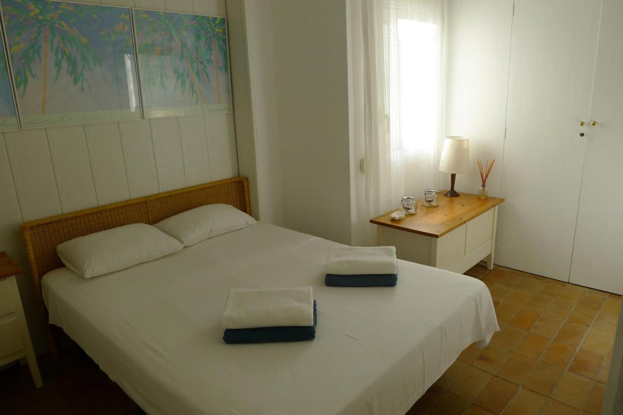 Fragata Beach Seaview Sitges Esterno foto